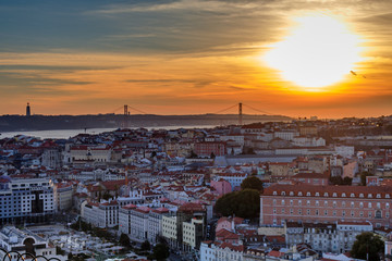 Naklejka premium Vista de Lisboa no Por do Sol,Portugal