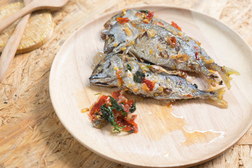 Fried mackerel fish in curry sauce