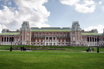 Fototapeta na wymiar Palace of queen Ekaterina Second Great in Tsaritsino, Moscow, Russia