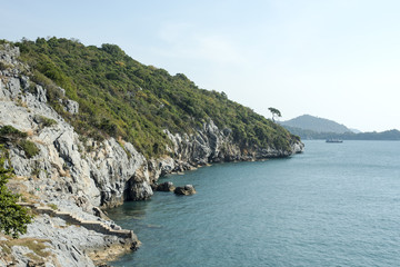Fototapeta na wymiar Koh Si Chang is land, Si Chang Island a small quiet and popular Island of the Eastern Thailand
