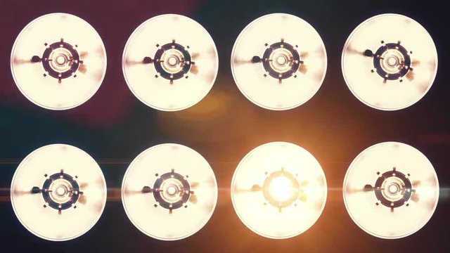 Spotlights Rampenlicht geht an und flackert, diverse szenen