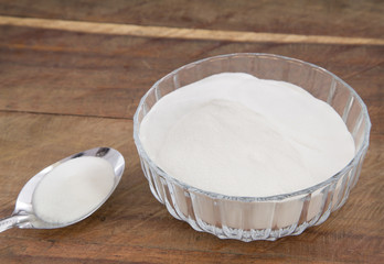 Collagen powder in the bowl