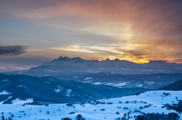   Zima,zachód słońca w Pieninach ,Wysoki Wierch.