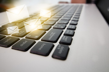 Mail yellow light on keyboard