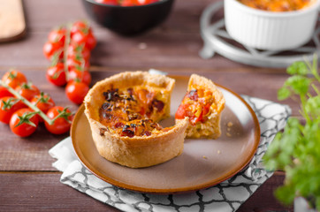 Mini quiche wih sausages