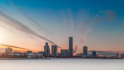 Obraz premium horizontal panorama of the night winter city