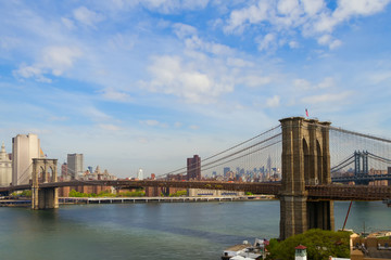 Fototapeta na wymiar Brooklyn Bridge over East River viewed from New York City to Lower Manhattan