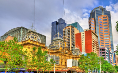 The Princess Theatre and skyscrapers in Melbourne, Australia © Leonid Andronov