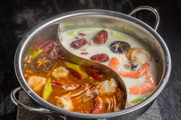 中華火鍋　Chinese hot pot