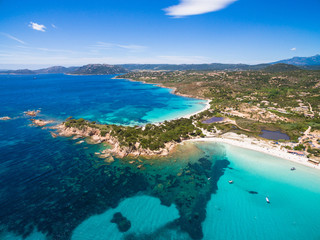 Luchtfoto van het strand van Palombaggia op het eiland Corsica in Frankrijk