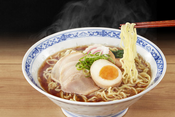 醤油ラーメン Japanese Ramen noodles