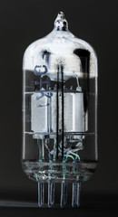 vacuum tube, radio
