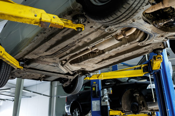 car in the repair station of vehicles