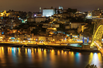 Fototapeta premium Night view of Porto from the other bank of the river