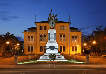 Fototapeta premium Piazza dei Caduti - Square of the Fallen in Mogliano Veneto. Italia