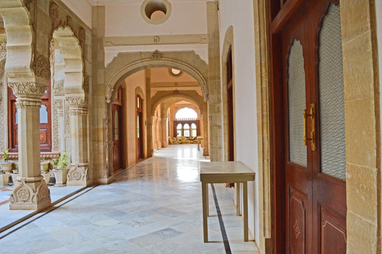 Vijay Vilas Palace, Mandvi