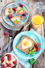 Frühstück Toast mit Spiegelei