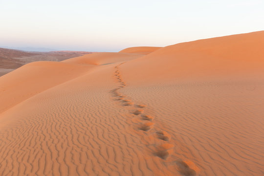 Footprints in the sand, Oman