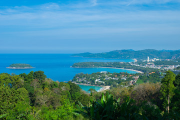 Fototapeta na wymiar View of sea view at kata view point phuket, thailand