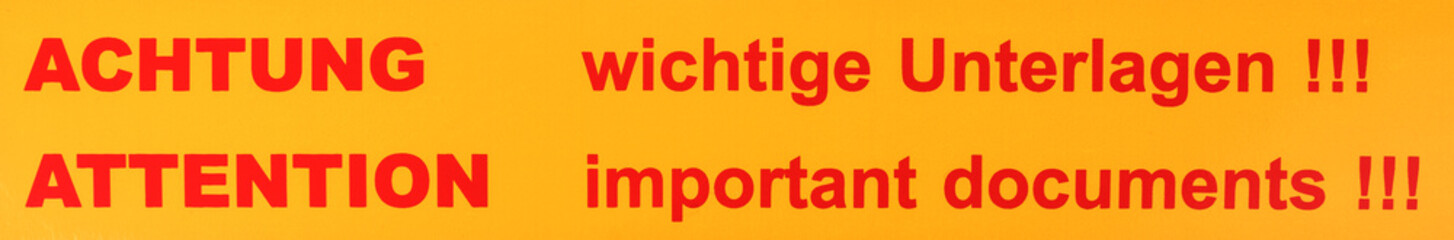 Achtung wichtige Unterlagen - deutsch und englisch