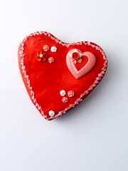 Love heart cake