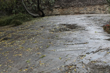 Gletscherschliffe Denkmal in Meran