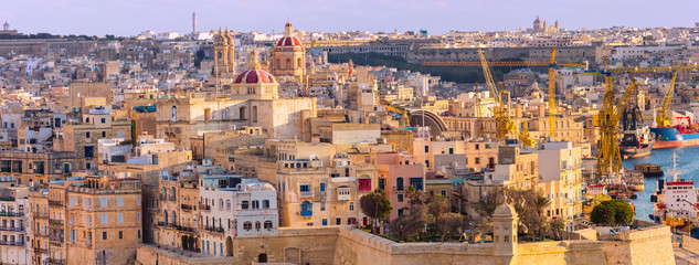Malta Panorama St. Phillip's Church - Senglea Industry Harbor cityscape weige angle achitecture
