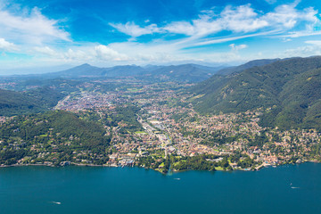 Obraz premium Panoramic view of lake Como in Italy