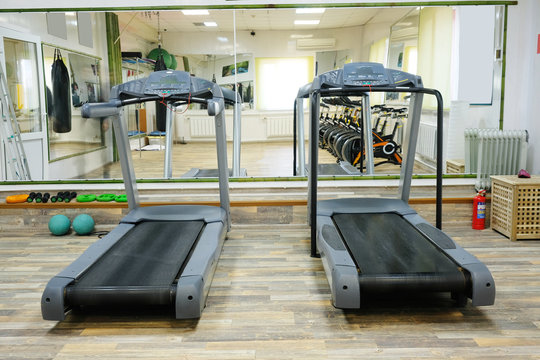 The image of treadmills in fitness hall