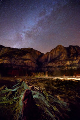 Fototapeta na wymiar Milky way in Yosemite National Park