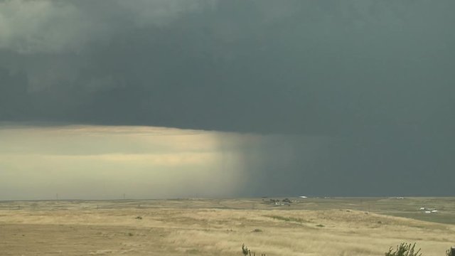 Downburst Rains Sweep Across Plains