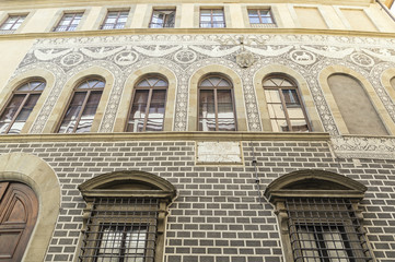 Fototapeta na wymiar Old building in Florence, Italy