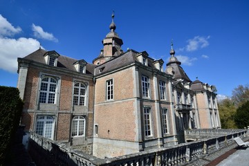 アルデンヌの古城めぐり　モダーヴ城