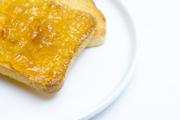 tostada con mermelada