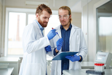 Obraz premium Describing elements