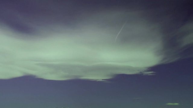 Mountain Wave Cloud with Jet Aircraft Contrails