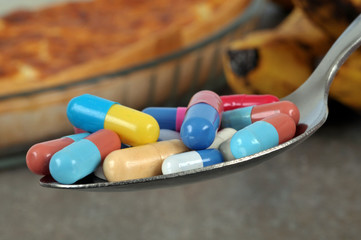 Les compléments alimentaires dans la cuillère