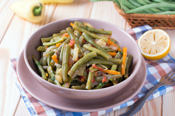 Homemade Sauteed Green Beans with Lemon and Garlic