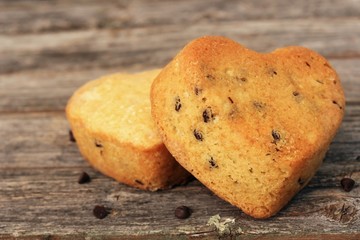 Homemade Mini Vanilla Heart cake / Valentine's day dessert