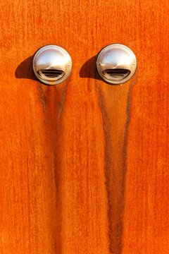 Air outtake rusty wall