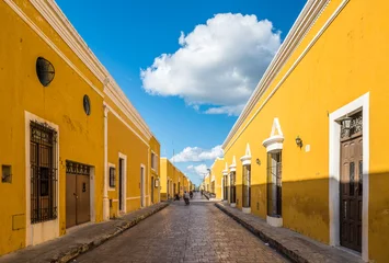 Gordijnen Izamal, de gele koloniale stad Yucatan, Mexico © javarman