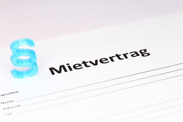 Mietvertrag mit Paragraphensymbol