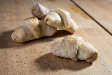 Poppy crescent roll