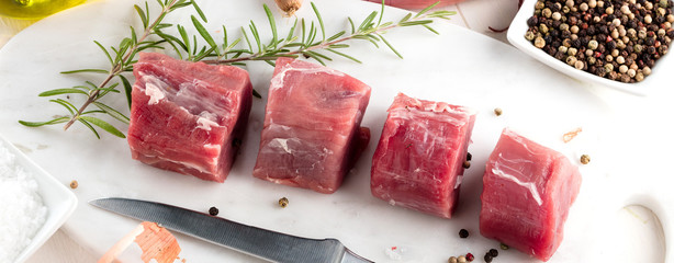 Schweinefilet medaillons (roh)