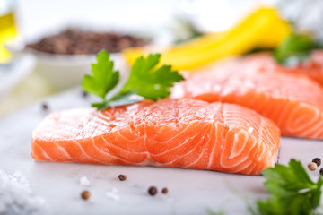 Frische bio Lachsfilet gericht