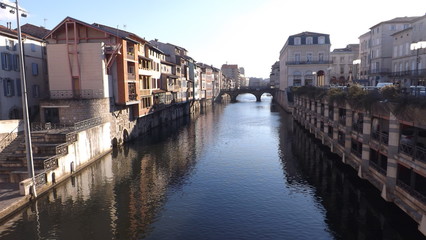 Fototapeta na wymiar Canal de Castres