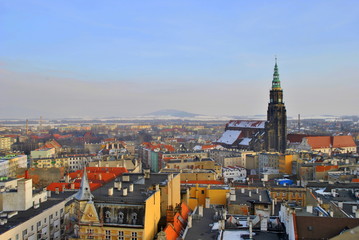 Fototapeta na wymiar Panorama miasta widziana z góry