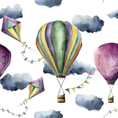 Papier Peint photo Animaux avec ballon Motif aquarelle avec montgolfière et cerf-volant. Cerf-volant vintage dessiné à la main, ballons à air avec guirlandes de drapeaux, nuages et design rétro. Illustrations isolées sur fond blanc