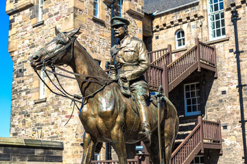 Naklejka premium Statue in Edinburgh castle