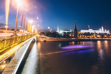 Fototapeta na wymiar Kremlin Embankment - night landscape